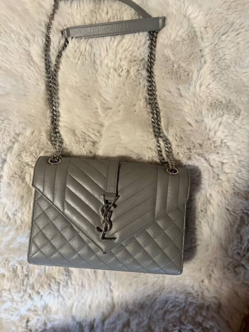 Yves Saint Laurent Quilted Leather Shoulder Bag in Gray